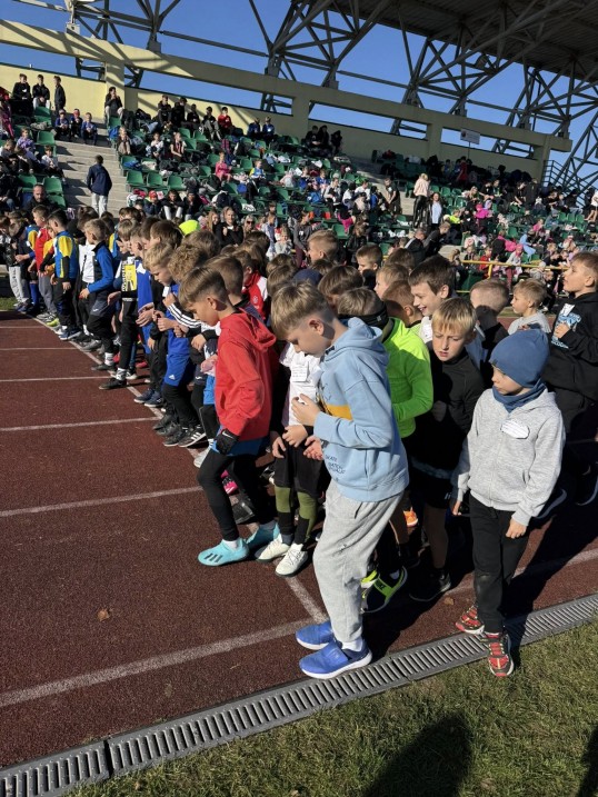 579267060 1305413834721629 7568372698348549691 n